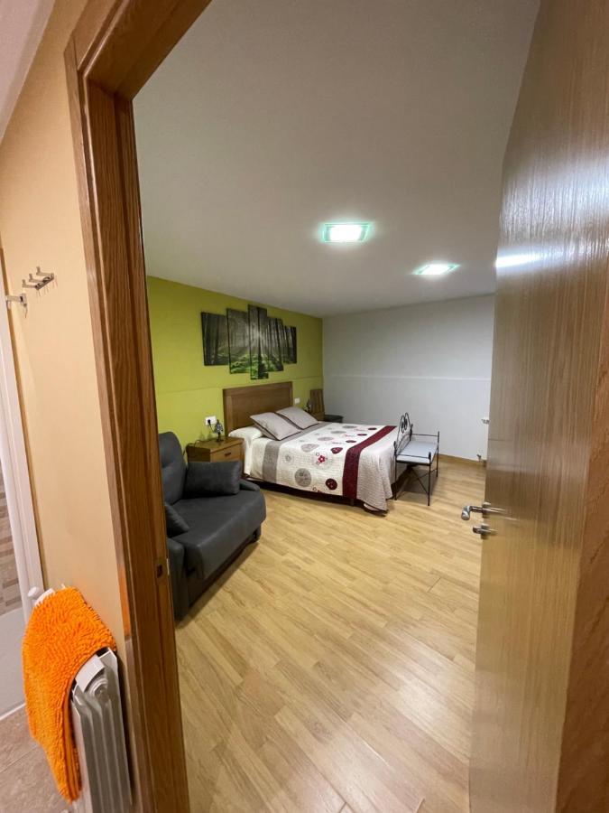 Habitaciones A Casa De Pepe Триакастела Екстериор снимка